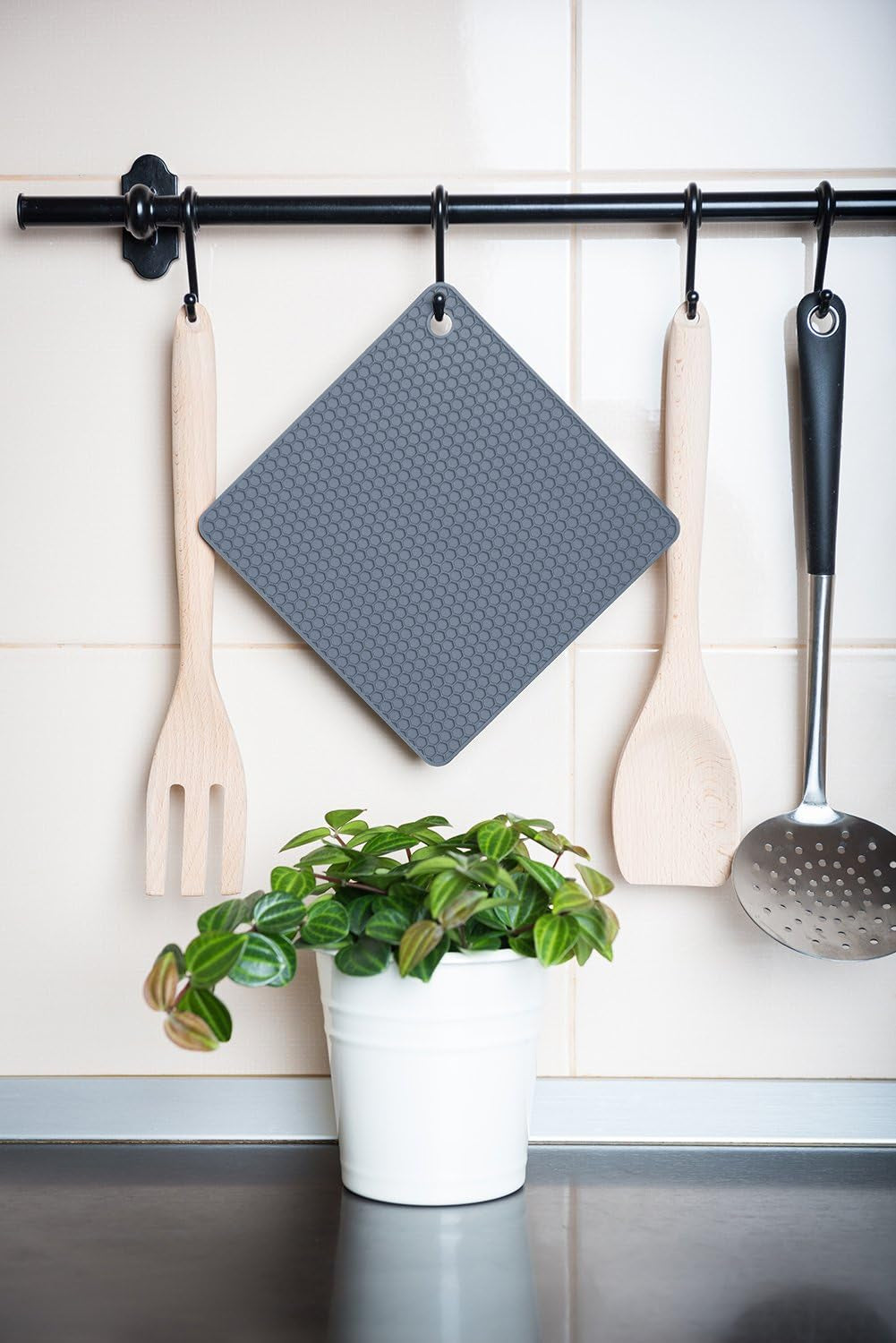 Silicone Trivet Mats - Pot Holders - Drying Mat Our Potholders Kitchen Tools Is Heat Resistant to 440°F, Non-Slip Durable Flexible Easy to Wash and Dry and Contains 4 Pcs by .